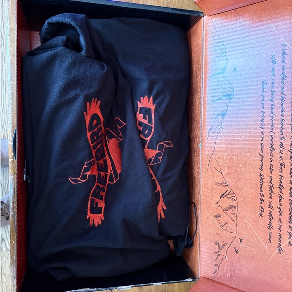 Freebird Woodland Blush size 8 - Picture 7 of 8